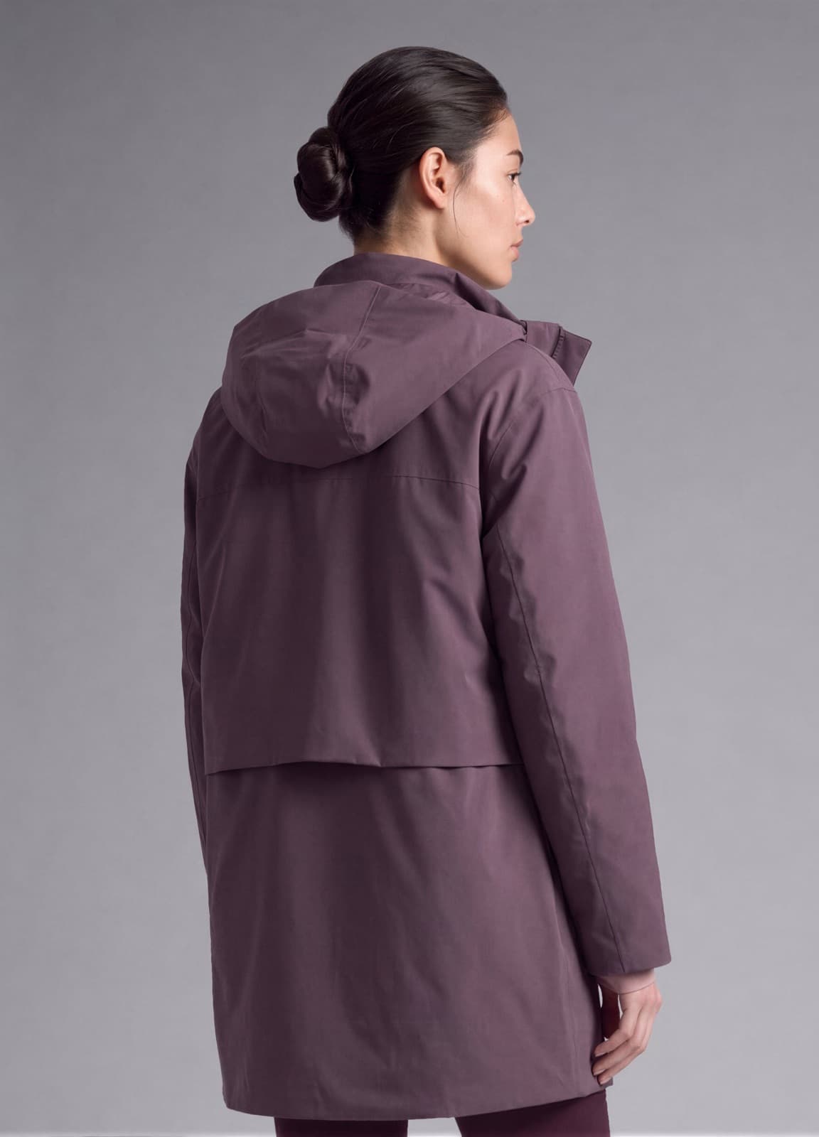Altavia editorial back view
