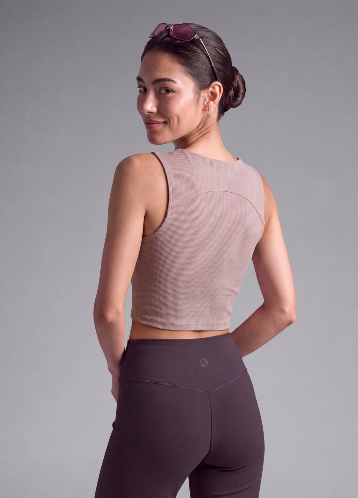 Altavia editorial back view, second